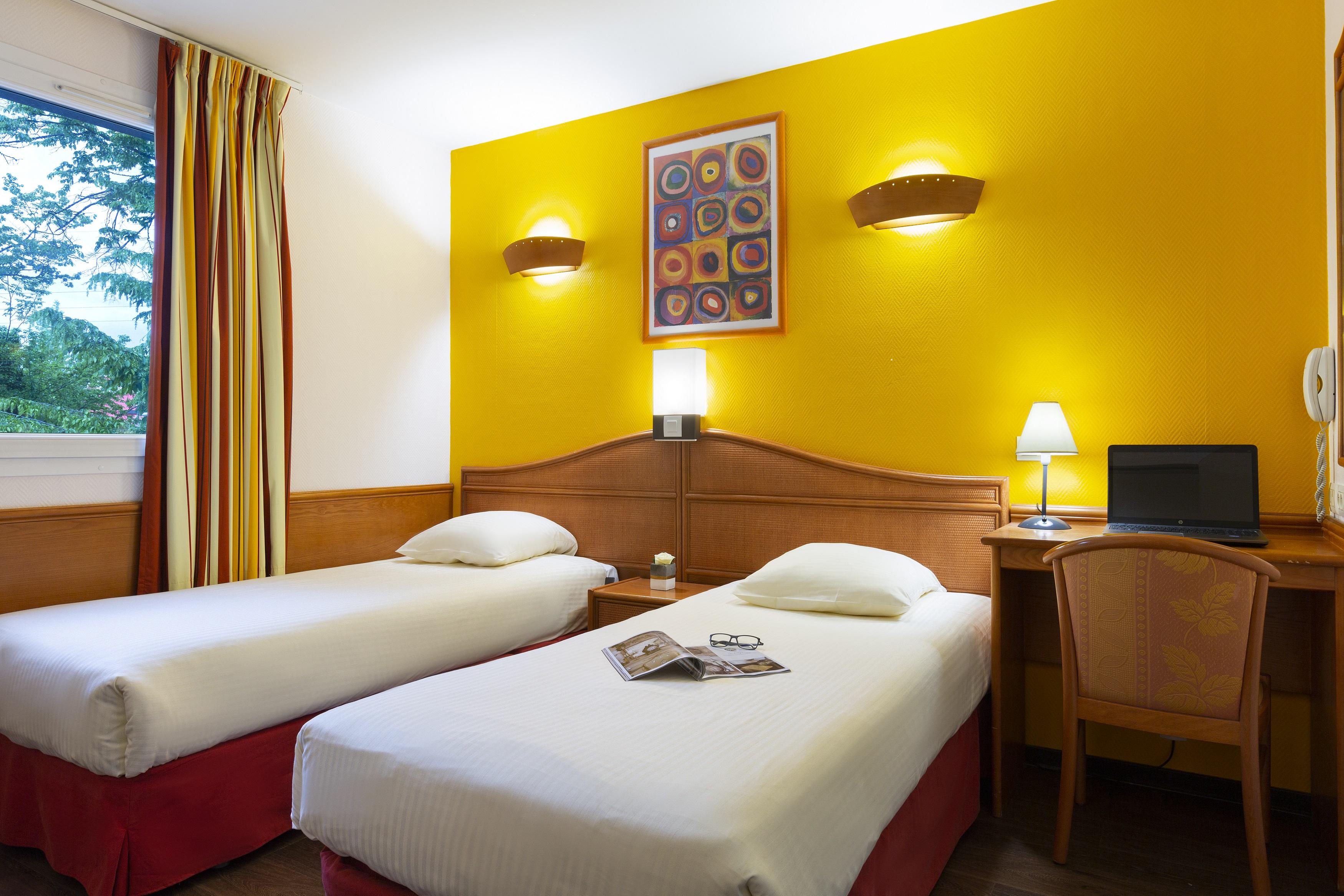 Hotel Roi Soleil - Amnéville Eksteriør billede